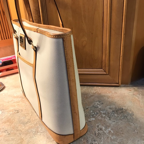 Dooney and Bourke Shopper - Picture 2 of 7